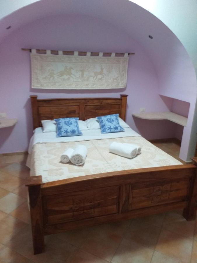 B&B Daillu Олбия Екстериор снимка